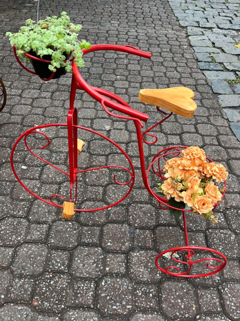 WhatsApp Image 2025-11-17 at 10.10.56 (1)